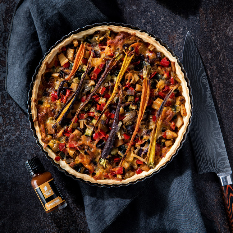 roestgemüse tarte mit scharfer hot-sauce von mexican-tears